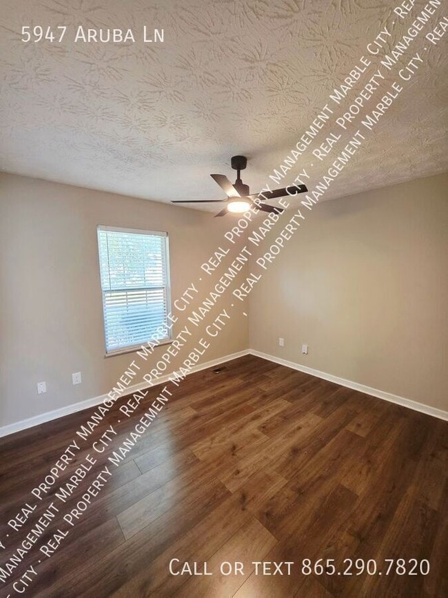 Building Photo - 5947 Aruba Ln