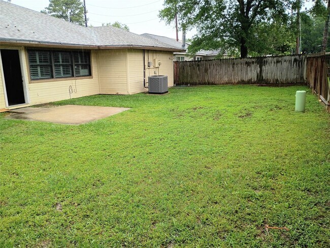 Building Photo - 21406 Golden Dove Dr