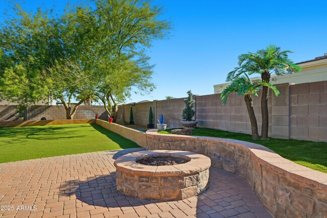 Building Photo - 18131 W Palo Verde Ct