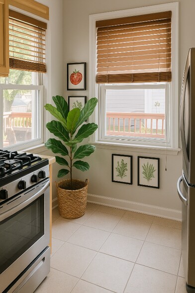 Building Photo - 3915 Lawnwoods Dr