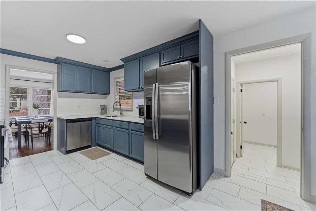 Building Photo - 2393 Lilla Cir SW