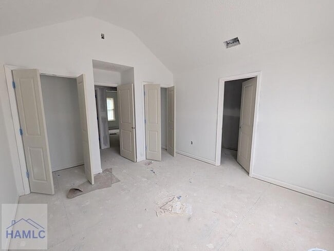Building Photo - 20-B1 Frasier Ln SW