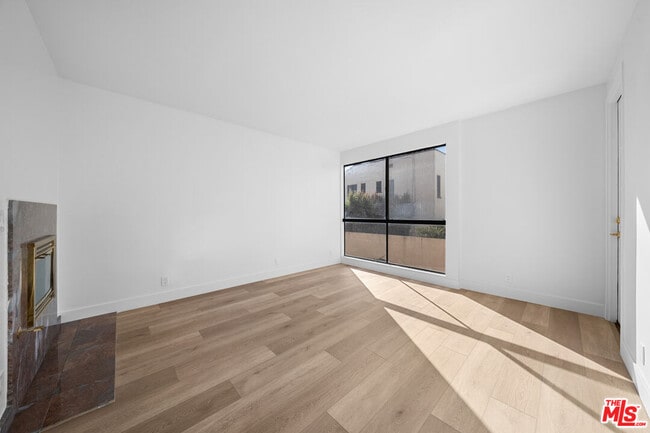 Building Photo - 235 S Tower Dr