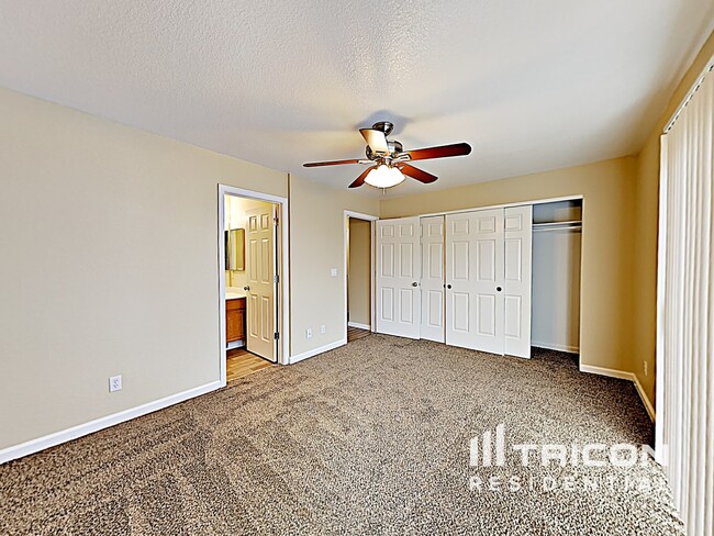 Building Photo - 6290 W Crow Ct