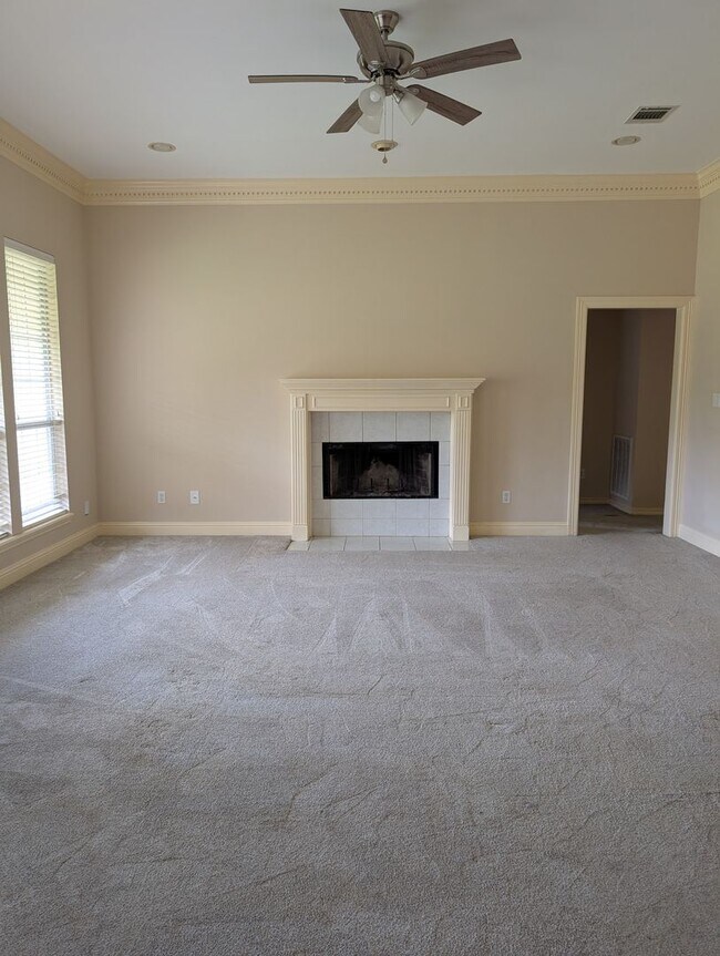 Building Photo - 1411 Magnolia Ridge