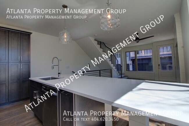 Building Photo - 70 Rowe Street NE