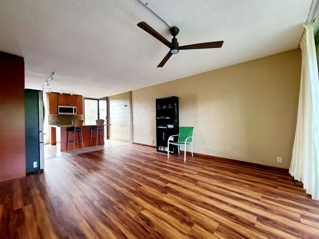 Building Photo - 95-269 Waikalani Drive