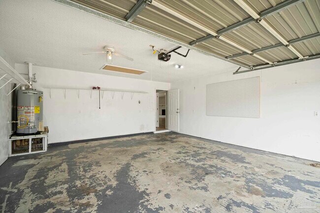 Building Photo - 2029 Coral St