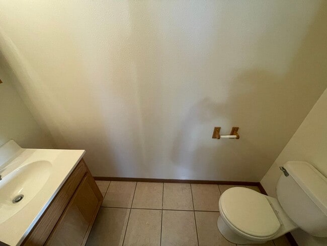 Building Photo - All Inclusive Duplex | 2 Bedroom | 1.5 Bathroom