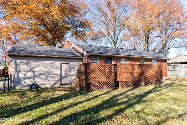 Building Photo - 18 Cardwell Way