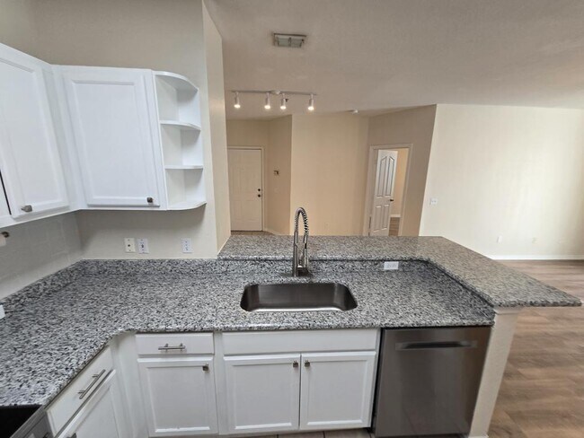 Building Photo - 2651 Maitland Crossing Way