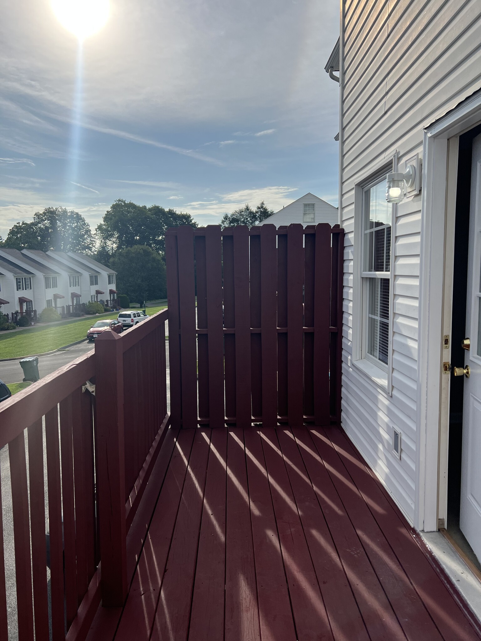 Building Photo - 577 Beaverview Dr
