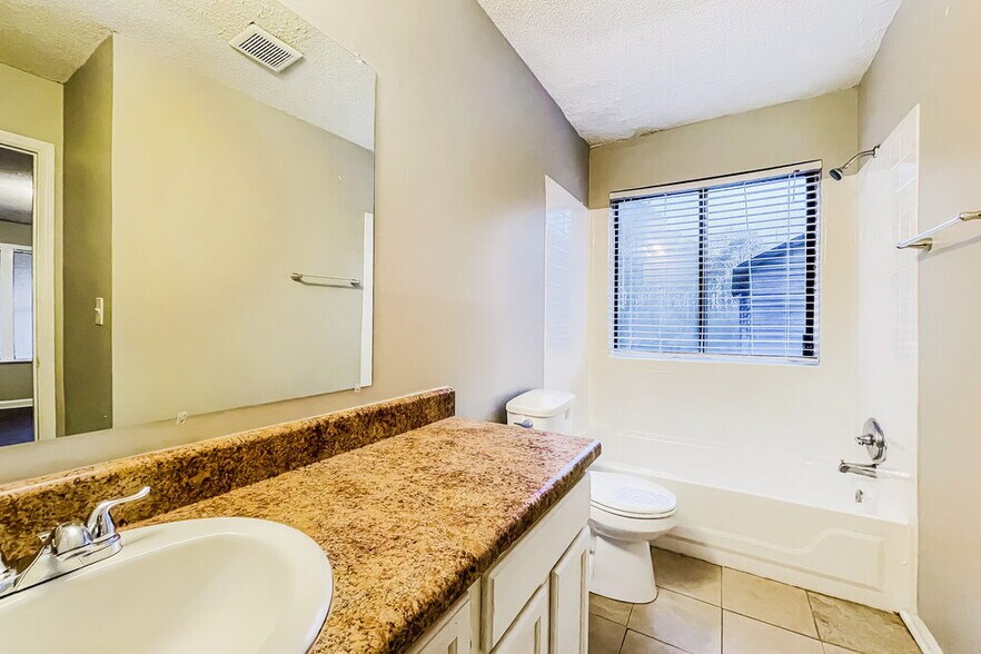 Building Photo - 3895 Springleaf Ct