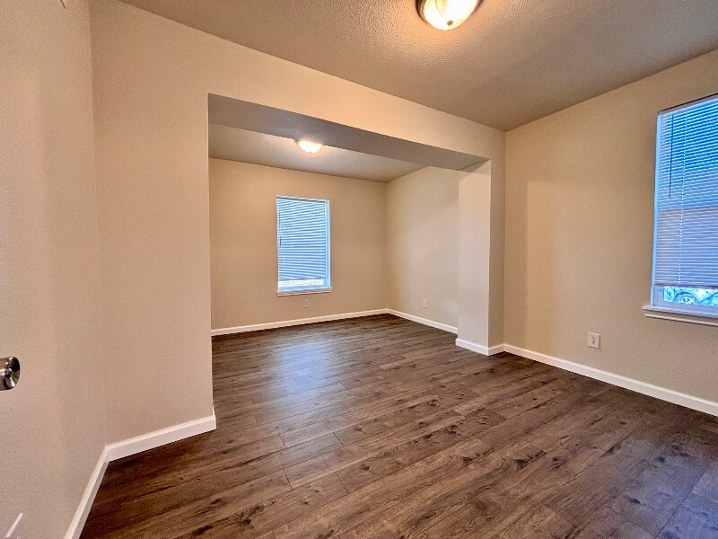 Building Photo - 3725 Avenue N