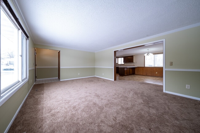 Building Photo - 408 Edgar Pl