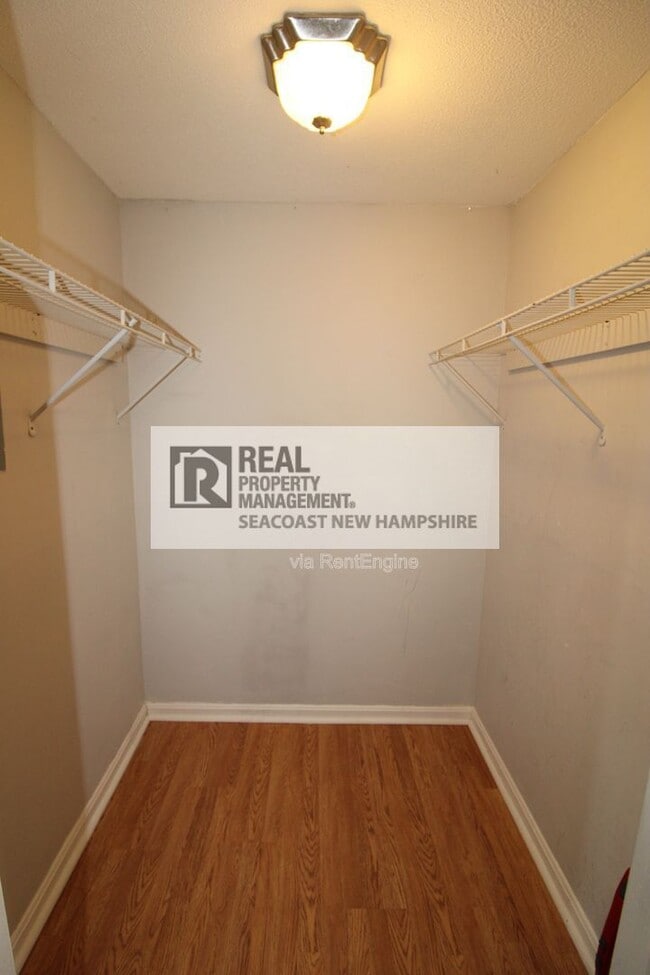 Building Photo - 93 Henry Law Ave