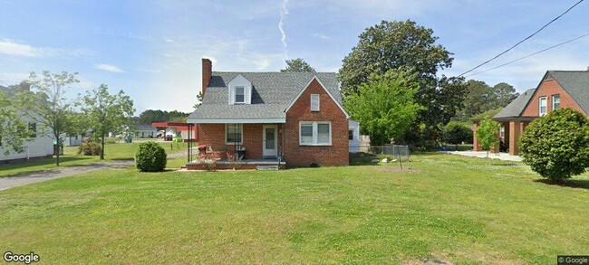 Building Photo - 107 N Church St