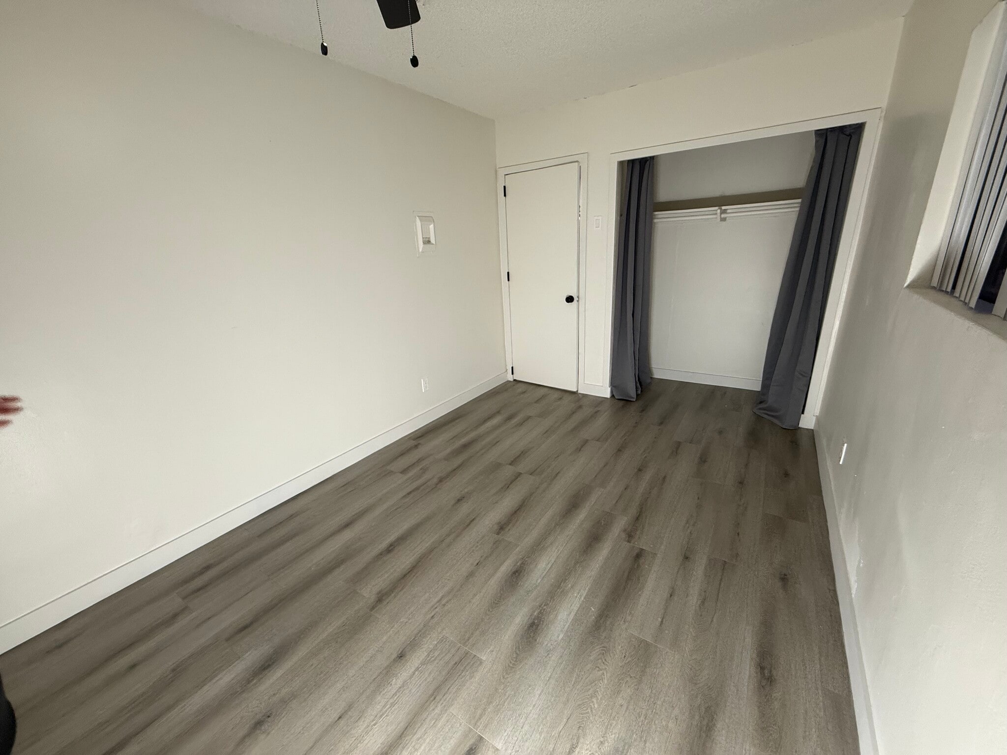 Building Photo - 5039 Alhambra Ave