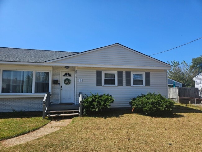 Building Photo - 2213 Wharton Ave