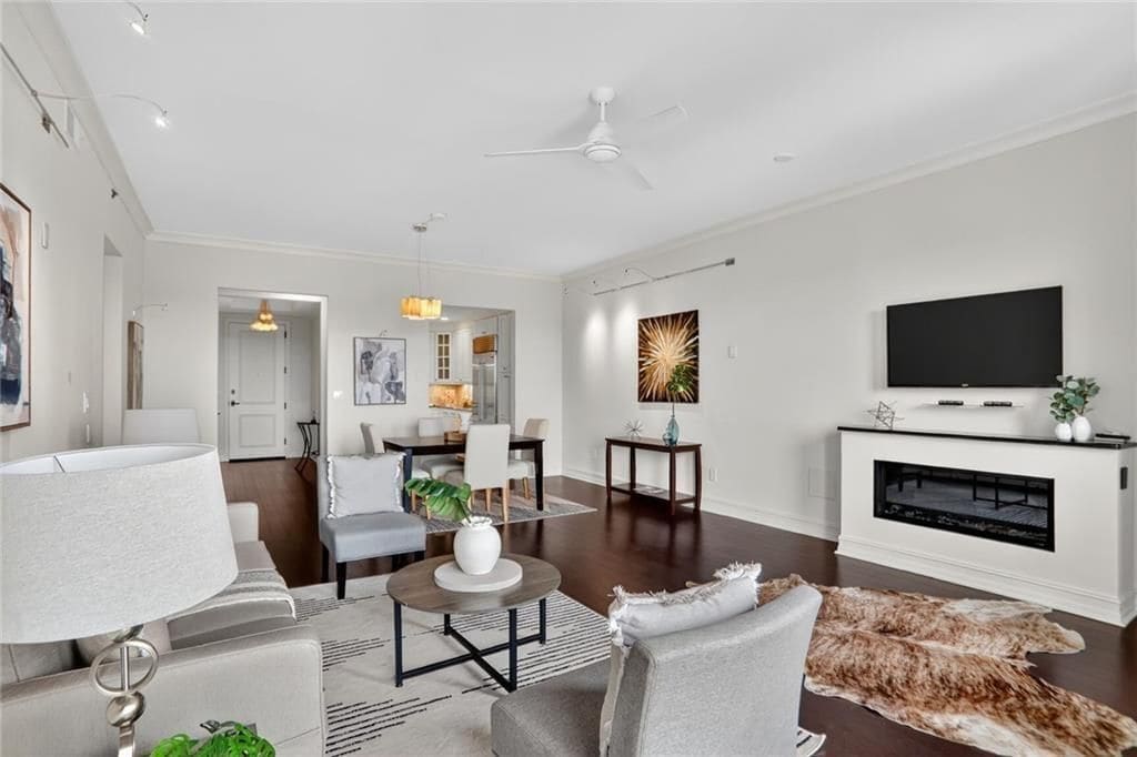 Building Photo - 2233 Peachtree Rd