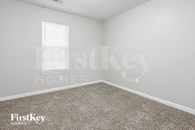 Building Photo - 1591 Elizabeth Ln