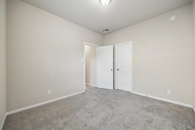 Building Photo - 4907 Fairwater Ct