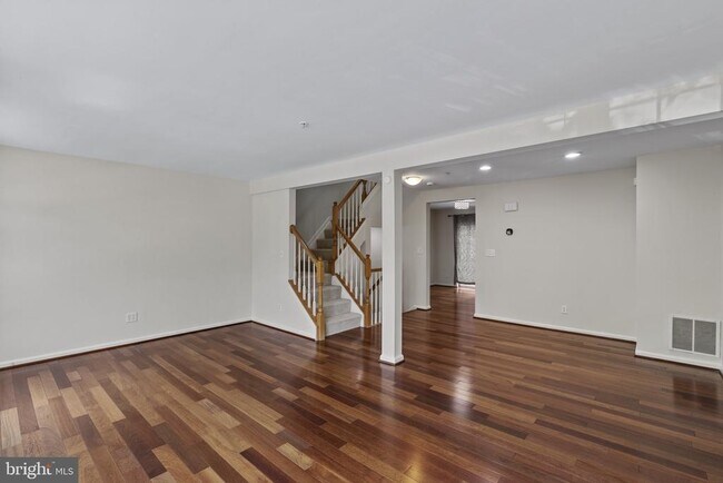Building Photo - 1426 Anna Marie Ct