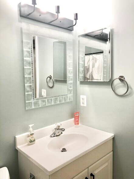 Building Photo - 3516 7th St N