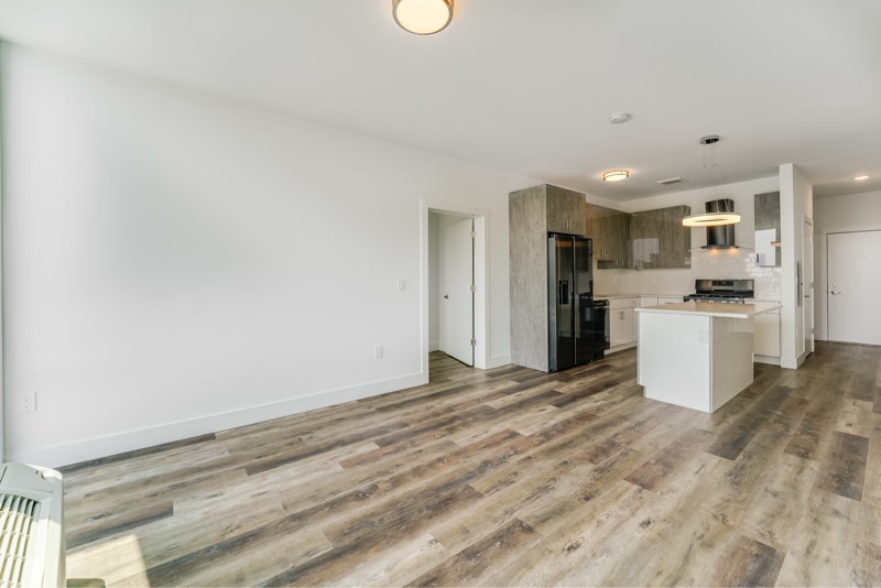 Building Photo - 400 69th St