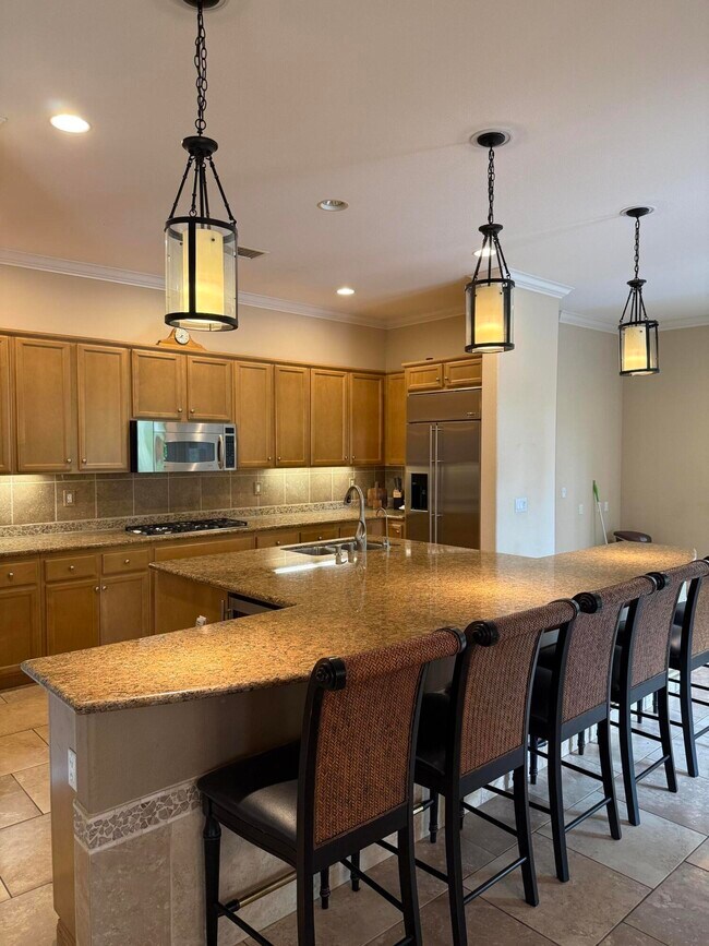 Building Photo - 60316 Aloe Cir