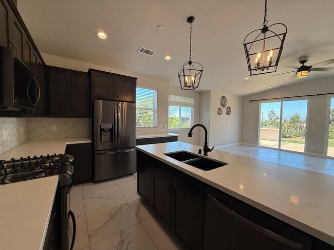 Building Photo - Newer Single Story Model Home Located In The Meadows at Rice Ranch with Three Car Garage