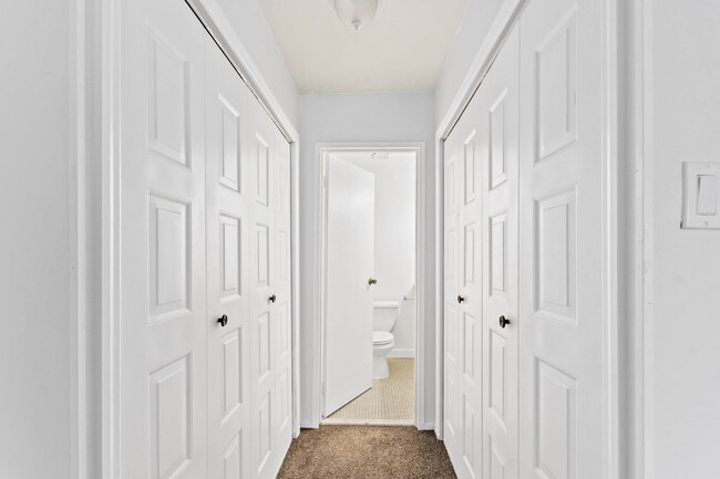 Building Photo - 66 Banner Ct