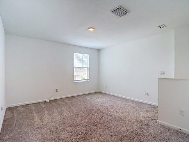 Building Photo - 35544 Shade Fern Ln