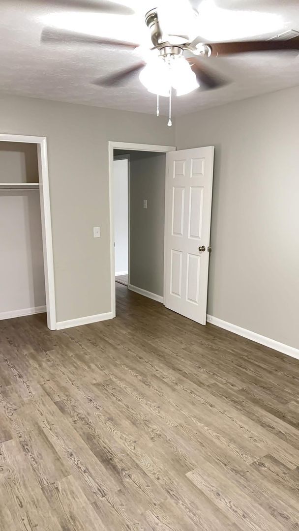 Building Photo - 3 Bed 1.5 Bath Brick House