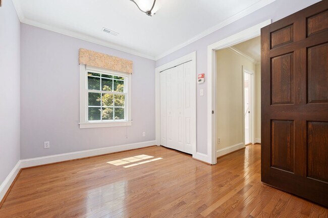 Building Photo - Breathtaking Classic Estate in Falls of New Hope