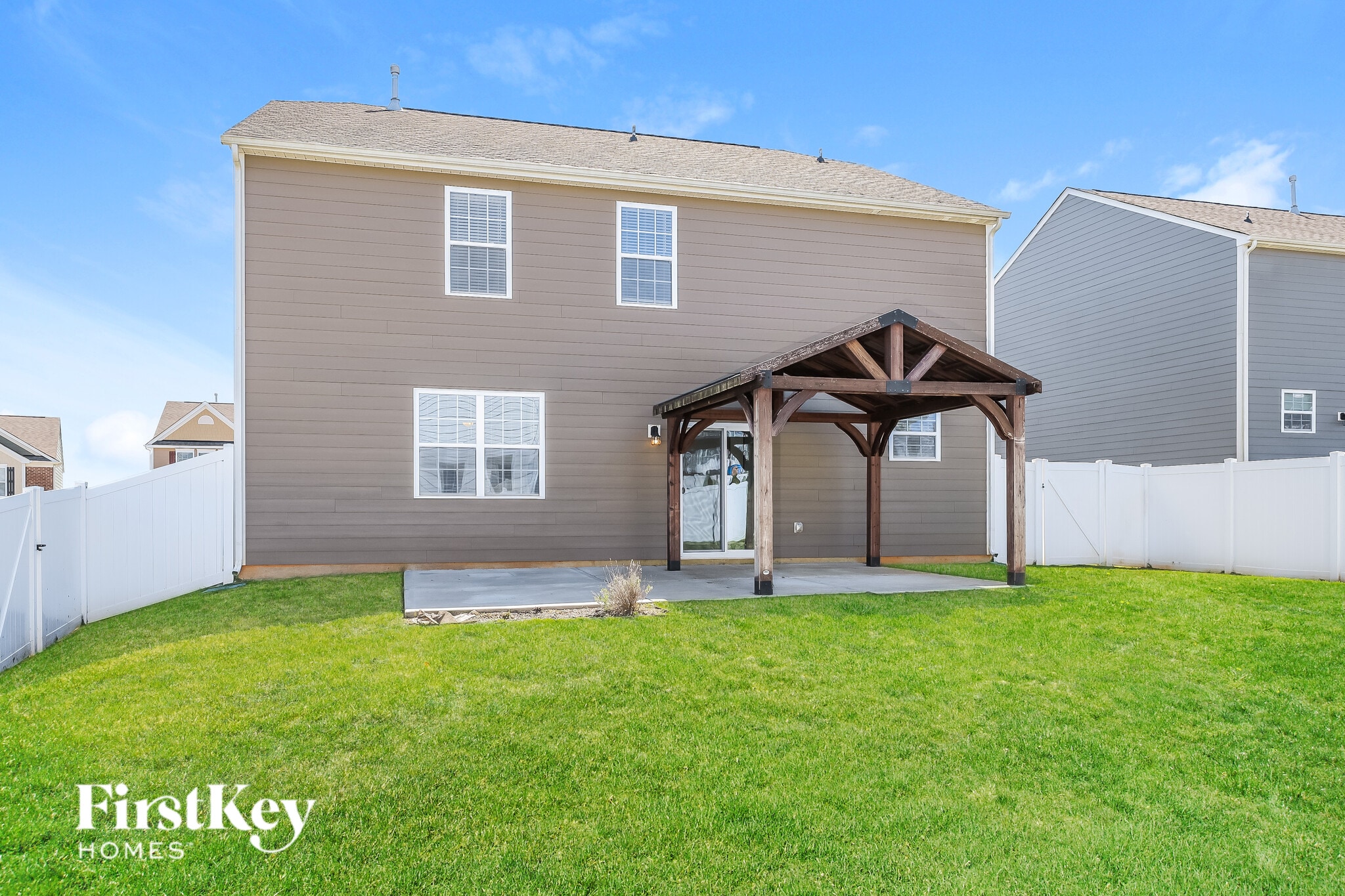 Building Photo - 109 Longleaf Dr