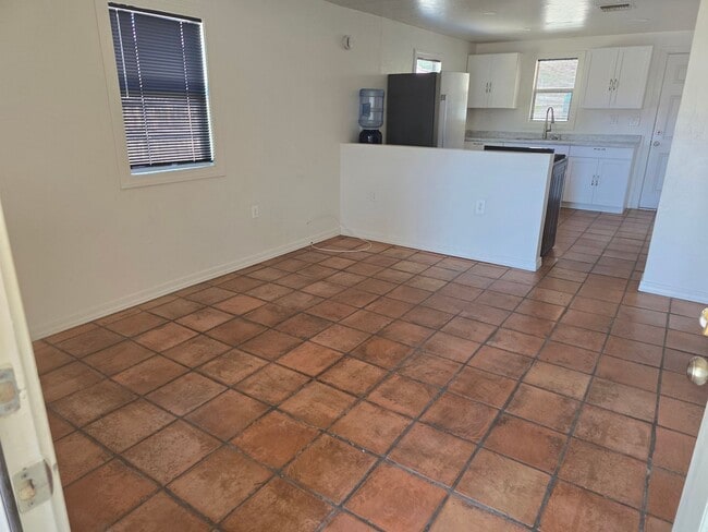 Building Photo - 3544 E Presidio Rd