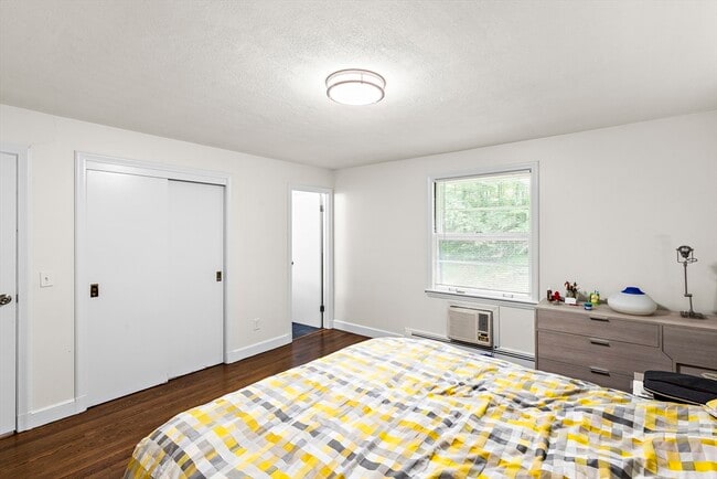 Building Photo - 40 Marrett Rd