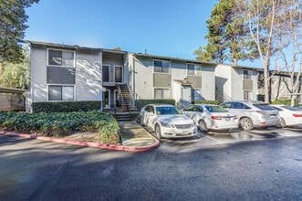 Building Photo - Upstairs, 1 bedroom, Benicia Highlands on Cambridge Drive