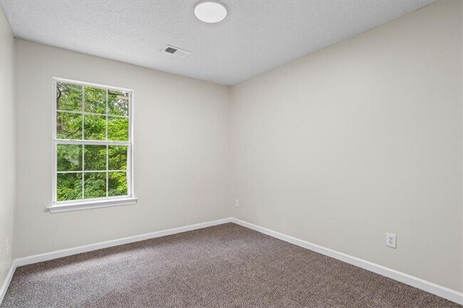 Building Photo - 7322 Bridlewood Ct