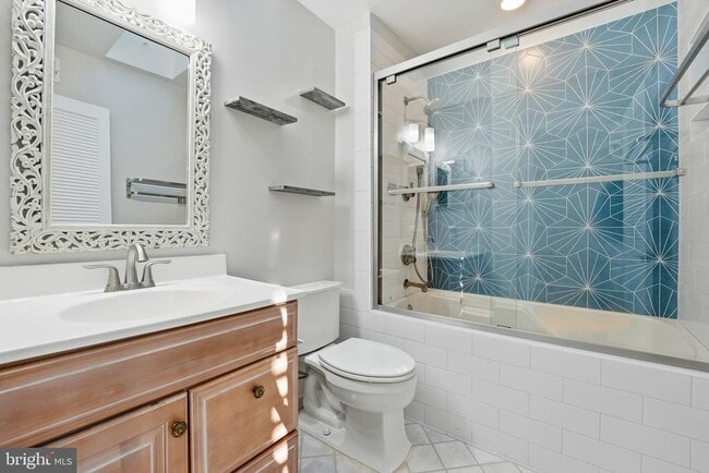 Building Photo - 1528 Goldenrain Ct