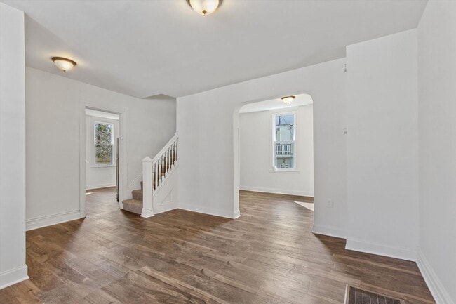 Building Photo - Coming Soon - Spacious 4 Bedroom, 2 Bath H...
