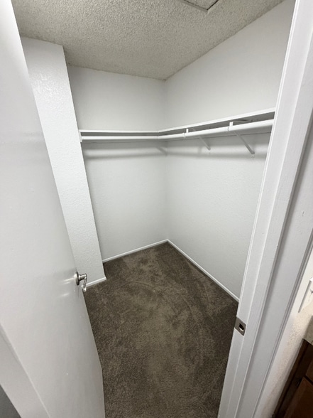 Building Photo - 510 Silverwood Ave