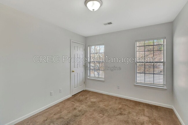 Building Photo - 3019 Woodington Pl