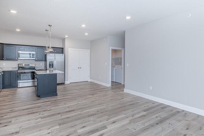 Building Photo - 32 Blue Ridge Rd