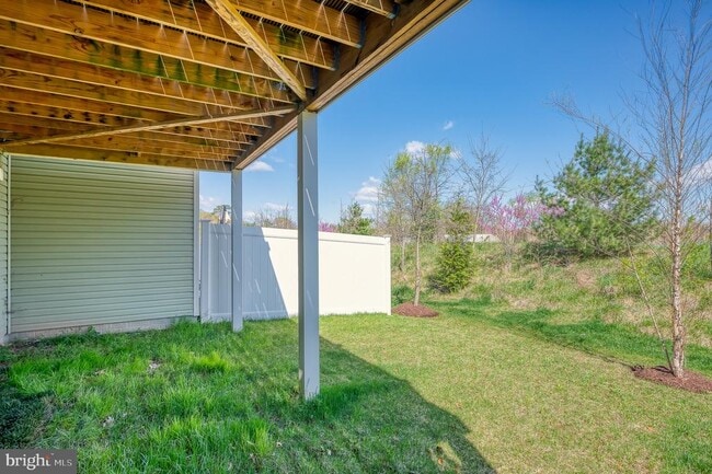 Building Photo - 8375 Amber Beacon Cir