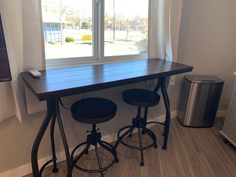 Building Photo - 3228 Broadway