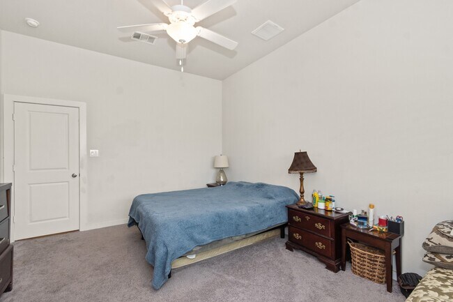 Building Photo - 76 Rd 51030