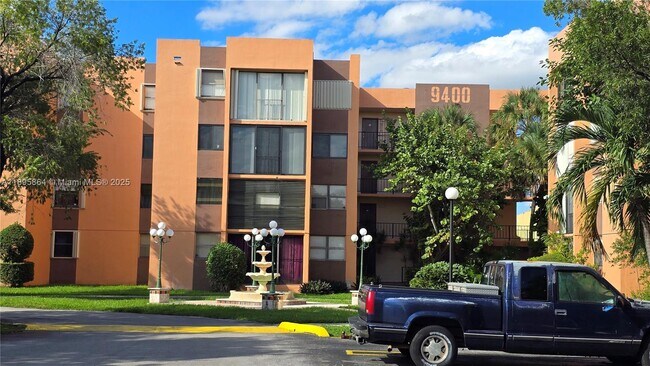 Primary Photo - 9400 W Flagler St
