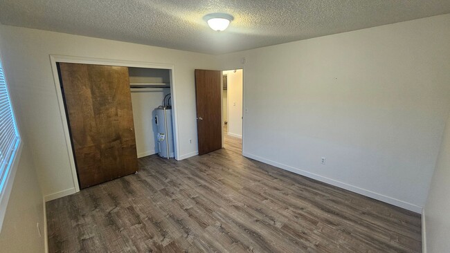Building Photo - Asotin Home